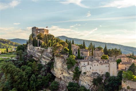  ¡Explora la Historia y el Misterio en las Ruinas de Vaison!