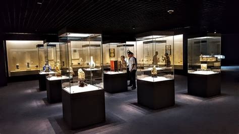  ¡El Museo de Historia de Shantou: Una ventana al pasado y un viaje a través del tiempo!